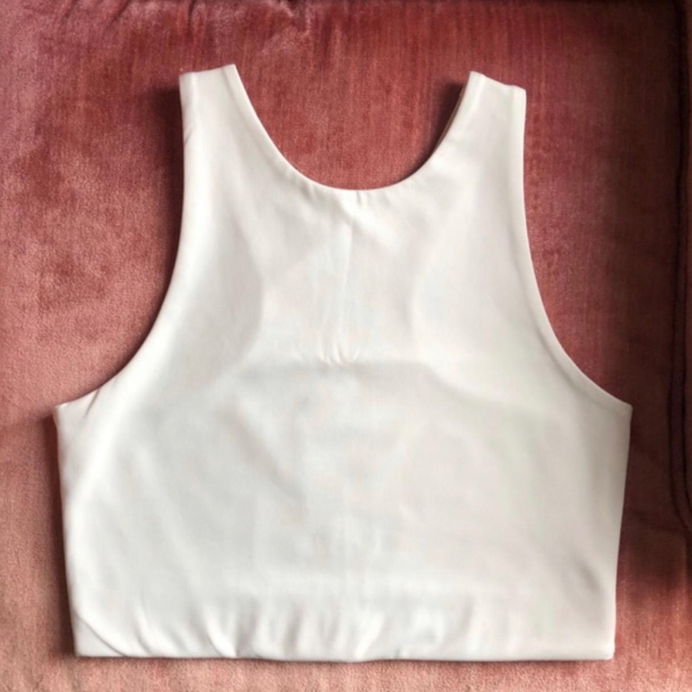 LARGE IVORY DYLAN GIRLFRIEND COLLECTIVE BRA!